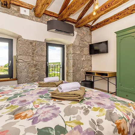 House Rural Frane