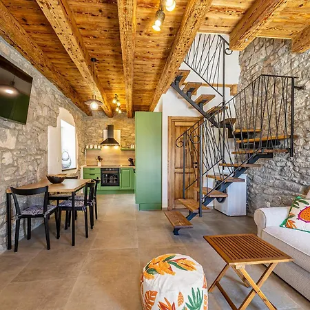 House Rural Frane